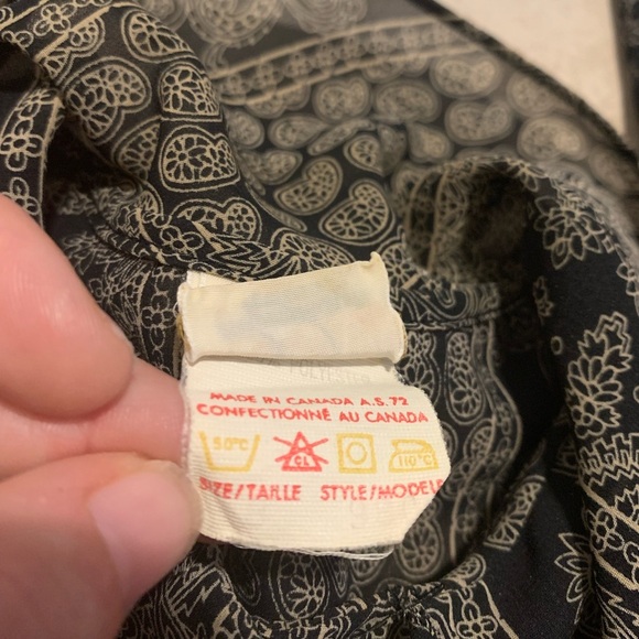 Vintage 70s Style Rite Blouse Co. Toronto - Black Paisley Blouse Size Medium - Picture 6 of 7